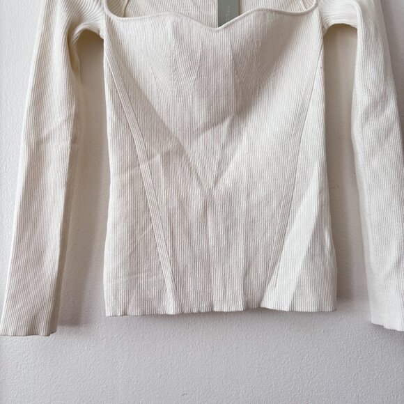 One Grey Day Audrey Ribbed Top in White - Picture 4 of 6